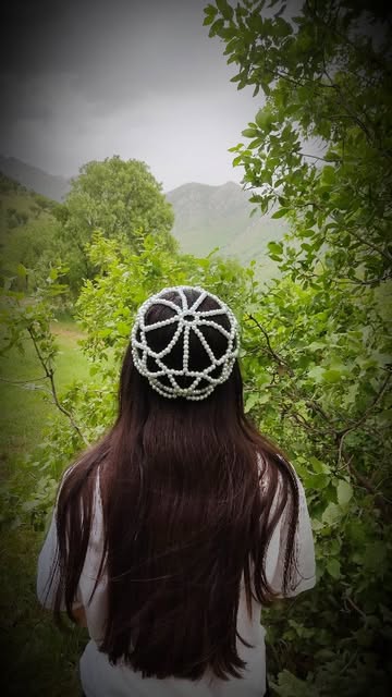 سربند اسپورت با مروارید زیبا وجذاب برای تمام سنین مناسبه