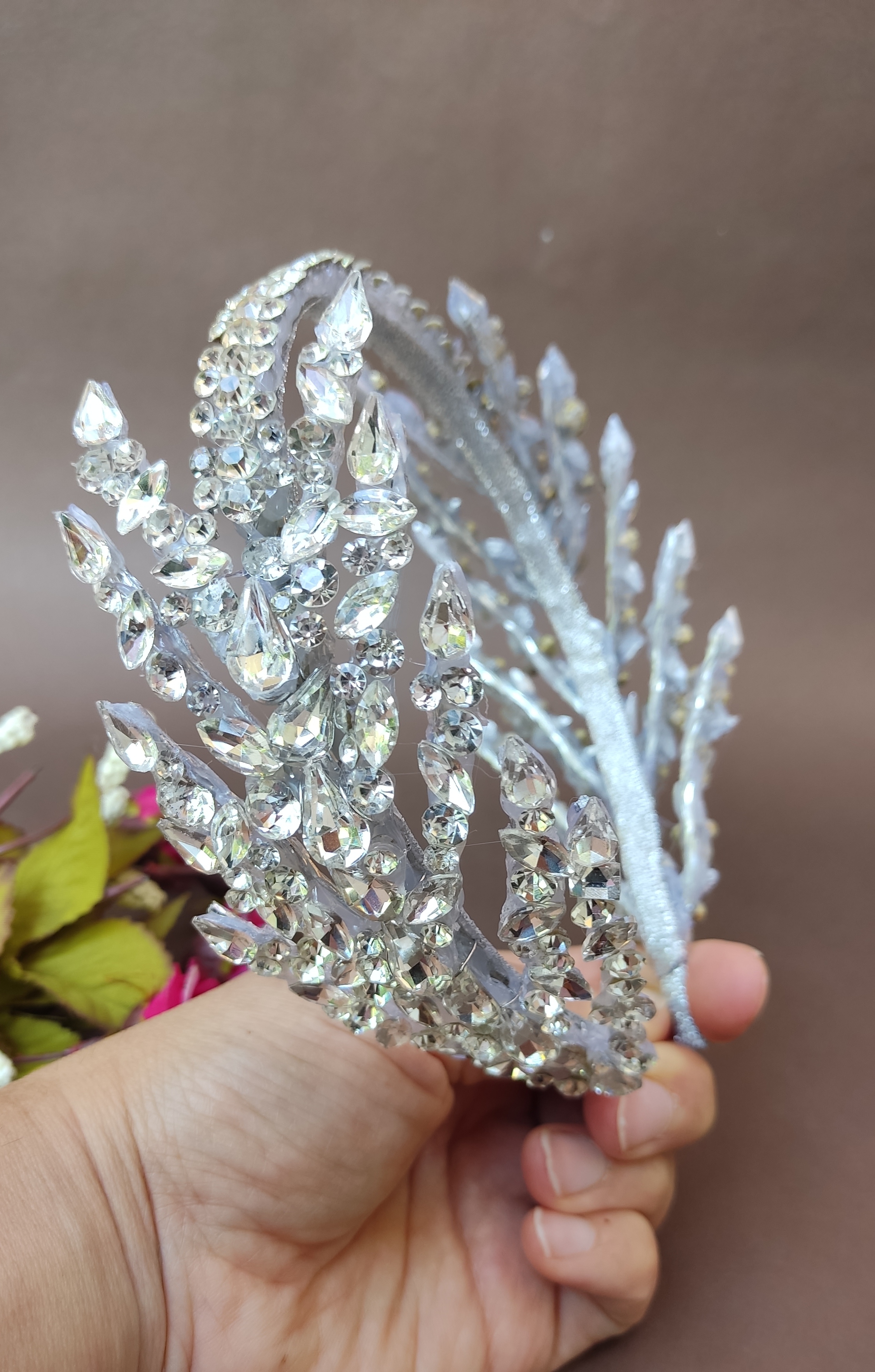 این تلسر به صورت دوطرف کار شده تمام متریال اصل وباکیفیتن ودر رنگبندی قابل اجراس