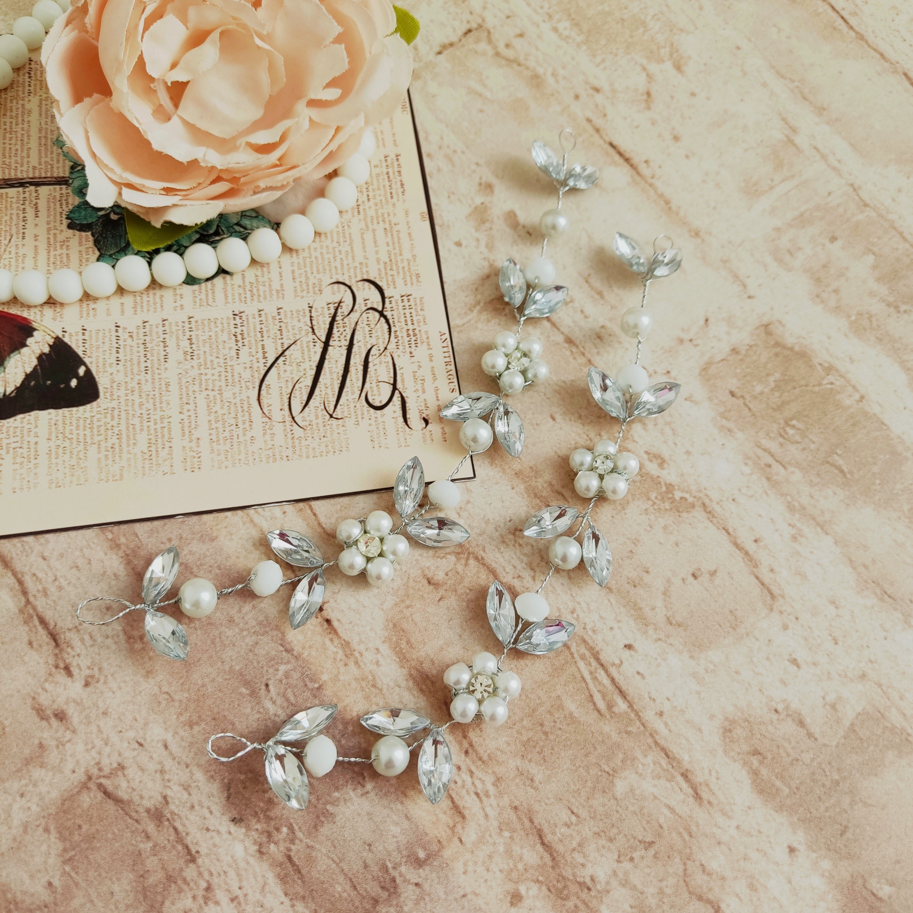 ریسه شکوفه زنانه